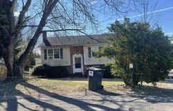101 Hemlock CT, King, NC 27021