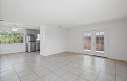 184 Parkwest ST, MERCED, CA 95341