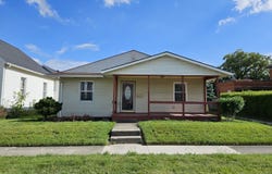 207 E Pearl Street, Wapakoneta, OH 45895