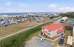 133 SE 48th Street, Oak Island, NC 28465
