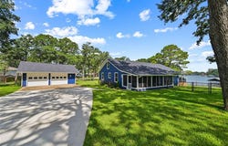 128 Ocean Drive, Gun Barrel City, TX 75156