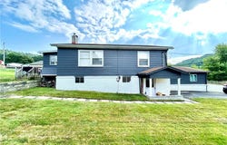 502 Ferguson Rd, Dunbar Twp, PA 15431