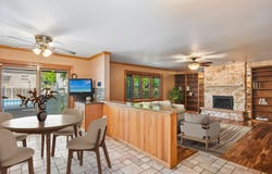 526 N 3rd Avenue, Des Plaines, IL 60016