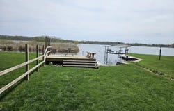 2469 Ash te wette beach Dr Drive, Hillsdale, MI 49242