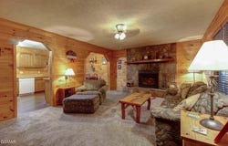 1941 Anderson Way, Sevierville, TN 37876