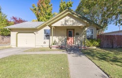 728 SW I Street, Grants Pass, OR 97526