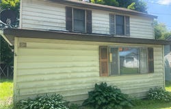 27 Chestnut St, Pine Twp/Heilwood, PA 15745