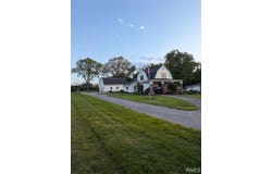 8382 E Main Street, Dugger, IN 47848