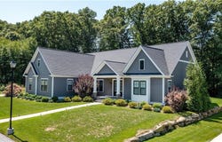 9 Cardinal Hill Lane, Smithfield, RI 02917