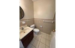 83 Broadway, Elizabeth City, NJ 07206-1818