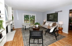 990 Imperial Point, Manchester, MO 63021