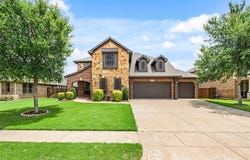 1021 Tara Drive, Burleson, TX 76028