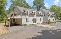 25 Chatfield Drive, Litchfield, NH 03052
