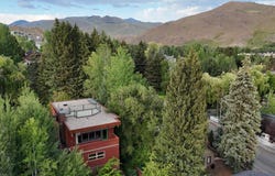 631 Alpine Lane, Ketchum, ID 83340