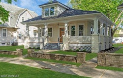 208 Liverpool Avenue, Egg Harbor City, NJ 08215