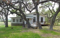 41 Big Joshua Creek Rd, Comfort, TX 78013