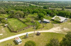 5905 N US Highway 281 (400), Hamilton, TX 76531