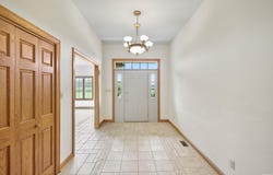 6091 W Hellis Drive, Muncie, IN 47304