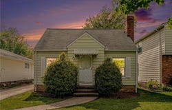 1176 Irene Road, Lyndhurst, OH 44124