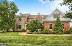 6446 MCCORMICK LANE, HARRISBURG, PA 17111