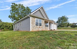 160 Tranquility Lane, Harmony, NC 28634