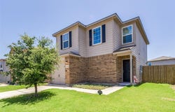 773 Yearwood LN, Jarrell, TX 76537