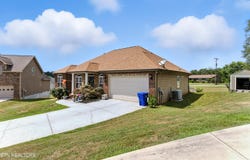 9361 Gabrielle Rd, Strawberry Plains, TN 37871