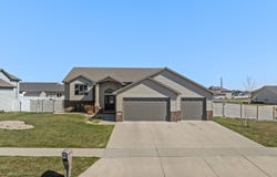 1817 35th Ave, Minot, ND 58701-7428