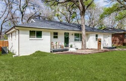 708 Oakwood Drive, Euless, TX 76040