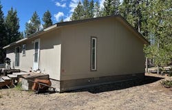 11736 CHINQUAPIN DR, Crescent Lake, OR 97733