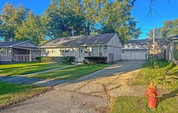 3436 Sally Drive, Steger, IL 60475