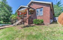 1717 Yale Avenue, St Louis, MO 63117