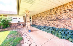 10428 Dover Drive, Yukon, OK 73099