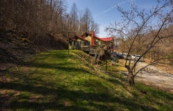9950 Chestnut Ridge Road, Eidson, TN 37731
