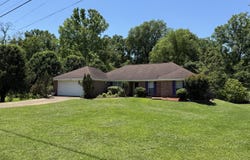 367 Siwell Meadows Drive, Byram, MS 39272