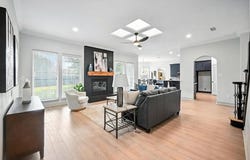 901 Bluebird Court, Burleson, TX 76028