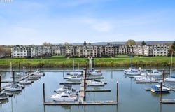 707 N HAYDEN ISLAND DR, Portland, OR 97217