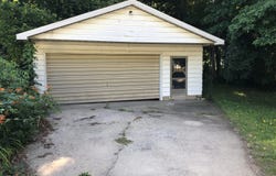1483 Rose Avenue, Benton Harbor, MI 49022