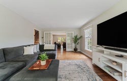 635 Oakview Drive, Algonquin, IL 60102