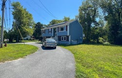 368 Cross Rd, Dartmouth, MA 02747
