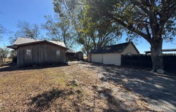 915 Stroh Rd, Almyra, AR 72003