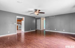 69 Axline Road, Chatham, IL 62629