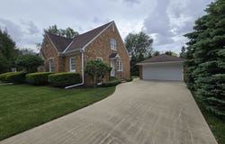 210 S Ridge, SHANNON, IL 61078