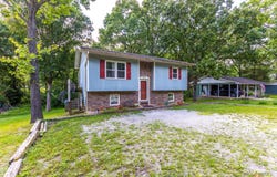 916 Kansas Street, Mountain View, MO 65548