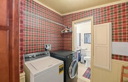 3140 S Parkwood Street, Visalia, CA 93277