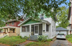 1405 bemis Street SE, Grand Rapids, MI 49506