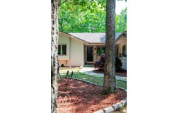 9057 Vergennes Street SE, Ada, MI 49301