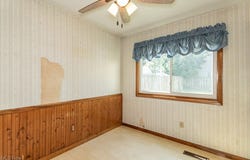 33986 Iris Lane, Eastlake, OH 44095