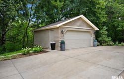 20513 N DEER BLUFFS Drive, Chillicothe, IL 61523