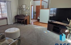 8128 S Grass Creek Dr, Sioux Falls, SD 57108